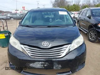 2013 Toyota Sienna XLE with VIN 5TDDK3DC9DS064154, listed as a IAAI auction lot 41898401 with 175,013 mi miles and . Bid and sale history available at DreamBid. Image 12.