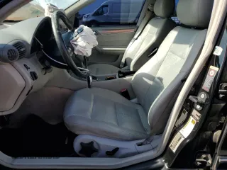 2006 Mercedes-Benz C 230 Sport z VIN WDBRF52H26F783588, wystawiony jako Copart lot #55117035 z przebiegiem 106 074 mil mil oraz Szkoda całkowita • Salvage title. Historia ofert i sprzedaży dostępna na DreamBid. Obrazek 7.