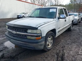 2001 Chevrolet Silverado 1500 LS with VIN 2GCEC19T111166937, listed as a IAAI auction lot 41422853 with 245,458 mi miles. Bid and sale history available at carsss.com. Image 2.