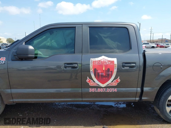 2019 Ford F-150 XL z VIN 1FTEW1CP2KKE59640, wystawiony jako IAAI lot #42379076 z przebiegiem 86 134 mil mil oraz . Historia ofert i sprzedaży dostępna na DreamBid. Obrazek 14.