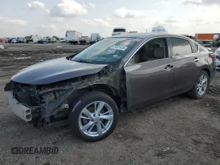 2014 Nissan Altima 2.5 with VIN 1N4AL3AP6EN227945, listed as a Copart auction lot 54501435 with 67,079 mi miles and Salvage Title. Bid and sale history available at DreamBid. Image 1.