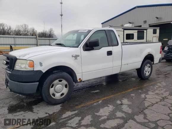 2008 Ford F-150 XL z VIN 1FTRF14W38KB81671, wystawiony jako Copart lot #84194884 z przebiegiem 297 045 mil mil oraz Szkoda całkowita • Salvage title. Historia ofert i sprzedaży dostępna na DreamBid. Obrazek 1.