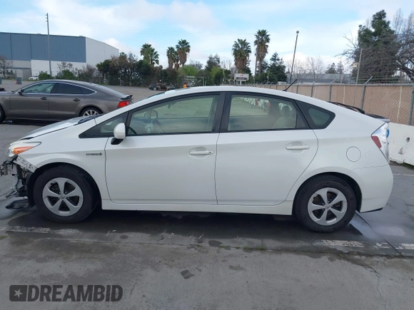 2015 Toyota Prius Four z VIN JTDKN3DU2F1915394, wystawiony jako IAAI lot #41648428 z przebiegiem 153 341 mil mil oraz . Historia ofert i sprzedaży dostępna na DreamBid. Obrazek 15.