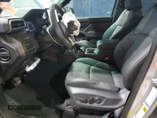 2025 Toyota Tacoma SR with VIN 3TMLB5JN7SM096837, listed as a Copart auction lot 49989405 with 941 mi miles and Clean Title. Bid and sale history available at DreamBid. Image 7.
