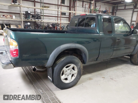2003 Toyota Tacoma with VIN 5TEWN72N03Z166634, listed as a IAAI auction lot 41987641 with Not Provided miles. Bid and sale history available at carsss.com. Image 4.
