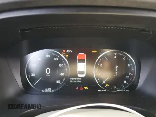 2018 Volvo S90 Momentum with VIN LVY982MK0JP033167, listed as a Copart auction lot 82034334 with 101,927 mi miles and Salvage Title. Bid and sale history available at carsss.com. Image 9.