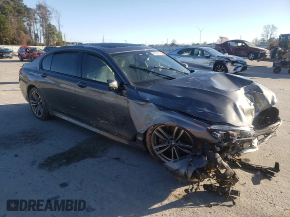 2018 BMW 7 Series ALPINA B7 xDrive with VIN WBA7F2C52JG424933, listed as a Copart auction lot 87302124 with 0 mi miles and Salvage Title. Bid and sale history available at carsss.com. Image 4.