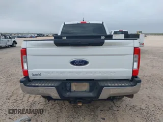 2019 Ford Super Duty F-250 SRW XL with VIN 1FTBF2B62KED26134, listed as a IAAI auction lot 41908568 with 114,259 mi miles. Bid and sale history available at carsss.com. Image 16.
