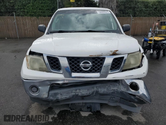 2009 Nissan Frontier SE z VIN 1N6AD07U89C427503, wystawiony jako Copart lot #50999625 z przebiegiem 385 336 mil mil oraz Czysty tytuł • Clean title. Historia ofert i sprzedaży dostępna na DreamBid. Obrazek 5.