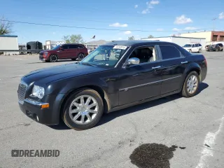 2009 Chrysler 300 with VIN 2C3KA63T69H626101, listed as a Copart auction lot 70259914 with 172,078 mi miles and Salvage Title. Bid and sale history available at carsss.com. Image 1.