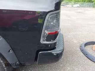2013 Ram 1500 Express с VIN 1C6RR7FT8DS524425, выставлен на аукционе IAAI как лот 42254594 с пробегом 144 602 миль миль и . История ставок и продаж доступна на DreamBid. Изображение 20.