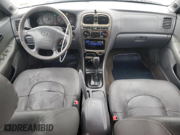 1999 Hyundai Sonata GLS with VIN KMHWF35VXXA049804, listed as a Copart auction lot 44175995 with 123,322 mi miles and Salvage Title. Bid and sale history available at carsss.com. Image 8.