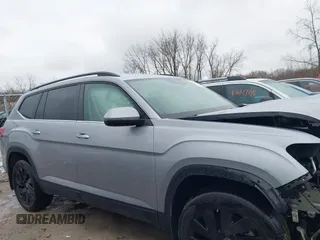 2024 Volkswagen Atlas SE with VIN 1V2HR2CA4RC593252, listed as a IAAI auction lot 41828371 with 7,317 mi miles and . Bid and sale history available at DreamBid. Image 14.