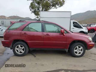 2000 Lexus RX 300 with VIN JT6HF10UXY0148220, listed as a IAAI auction lot 42105078 with 250,618 mi miles. Bid and sale history available at carsss.com. Image 13.