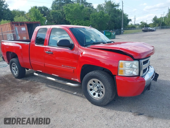2009 Chevrolet Silverado 1500 LT with VIN 1GCEC29C09Z272241, listed as a IAAI auction lot 41978408 with 180,661 mi miles. Bid and sale history available at carsss.com. Image 1.