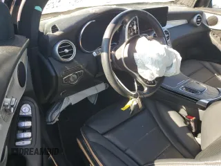 2022 Mercedes-Benz GLC 300 with VIN W1N0G8DBXNG114598, listed as a Copart auction lot 88006955 with Not provided miles and Salvage title. Bid and sale history available at DreamBid. Image 8.