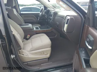 2018 Chevrolet Silverado 1500 LT with VIN 3GCPCREC5JG557884, listed as a IAAI auction lot 41889798 with 112,668 mi miles. Bid and sale history available at carsss.com. Image 5.