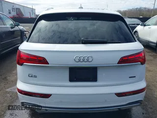 2021 Audi Q5 Premium Plus with VIN WA1BAAFY5M2010794, listed as a IAAI auction lot 41697512 with 51,732 mi miles and . Bid and sale history available at DreamBid. Image 16.