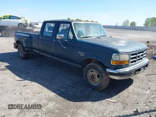1995 Ford F-350 z VIN 1FTJW35F8SEA04689, wystawiony jako IAAI lot #41996668 z przebiegiem 197 656 mil mil oraz . Historia ofert i sprzedaży dostępna na DreamBid. Obrazek 1.