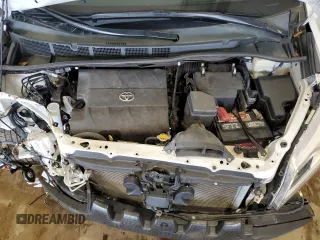 2015 Toyota Sienna XLE with VIN 5TDYK3DC4FS688299, listed as a Copart auction lot 61793155 with 57,197 mi miles and Salvage title. Bid and sale history available at DreamBid. Image 12.