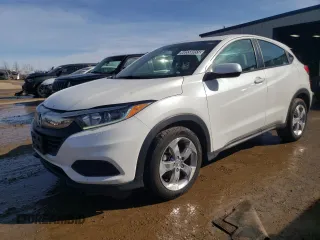 2022 Honda HR-V LX with VIN 3CZRU6H38NM700201, listed as a Copart auction lot 48558855 with 102,741 mi miles and Salvage Title. Bid and sale history available at carsss.com. Image 1.