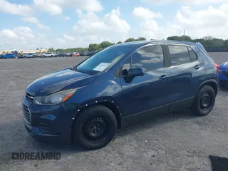 2018 Chevrolet Trax LS with VIN 3GNCJKSB4JL377396, listed as a IAAI auction lot 41943133 with 185,449 mi miles. Bid and sale history available at carsss.com. Image 17.