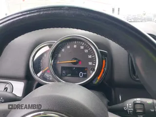 2019 MINI Countryman Cooper with VIN WMZYS7C52K3F45392, listed as a IAAI auction lot 42469942 with 97,731 mi miles and . Bid and sale history available at DreamBid. Image 7.
