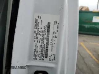 2014 Ford Econoline Passenger XL z VIN 1FBNE3BL8EDB20505, wystawiony jako Copart lot #86013044 z przebiegiem 176 981 mil mil oraz Tytuł czysty. Historia ofert i sprzedaży dostępna na DreamBid. Obrazek 13.