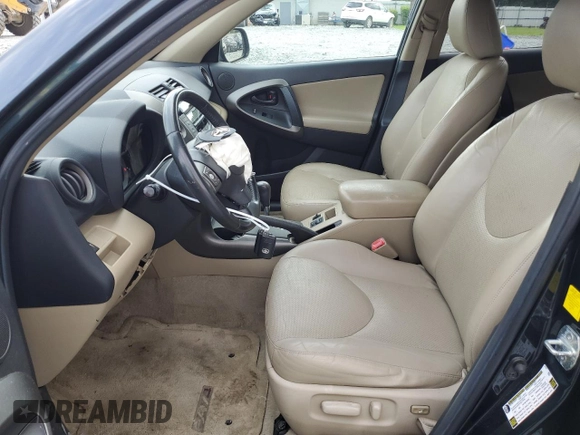 2011 Toyota RAV4 Limited z VIN 2T3YF4DV6BW057302, wystawiony jako Copart lot #61155355 z przebiegiem 153 496 mil mil oraz Szkoda całkowita • Salvage title. Historia ofert i sprzedaży dostępna na DreamBid. Obrazek 7.