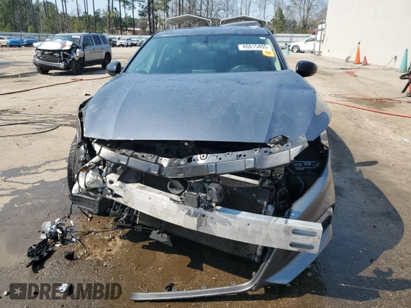 2019 Nissan Altima 2.5 SR with VIN 1N4BL4CVXKC171411, listed as a Copart auction lot 46815405 with 131,677 mi miles and Salvage Title. Bid and sale history available at carsss.com. Image 5.