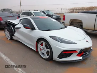 2021 Chevrolet Corvette 1LT z VIN 1G1YA2D45M5122797, wystawiony jako IAAI lot #41789327 z przebiegiem 27 156 mil mil oraz . Historia ofert i sprzedaży dostępna na DreamBid. Obrazek 1.