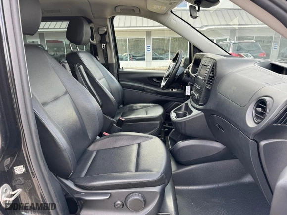 2018 Mercedes-Benz Metris Passenger Van with VIN WD4PG2EE3J3357656, listed as a Copart auction lot 82755804 with 181,397 mi miles and Clean Title. Bid and sale history available at carsss.com. Image 5.