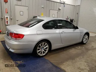 2009 BMW 3 Series 335i xDrive with VIN WBAWC735X9E270335, listed as a Copart auction lot 50217555 with 119,339 mi miles and Clean Title. Bid and sale history available at carsss.com. Image 3.