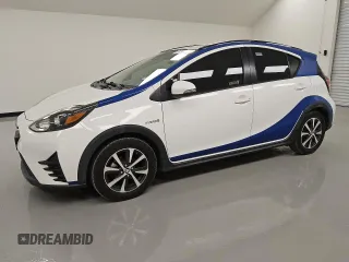 2018 Toyota Prius One z VIN JTDKDTB39J1612926, wystawiony jako Copart lot #53494035 z przebiegiem 55 181 mil mil oraz Czysty tytuł • Clean title. Historia ofert i sprzedaży dostępna na DreamBid. Obrazek 1.