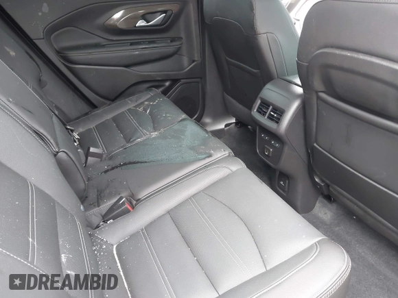 2024 GMC Terrain Denali with VIN 3GKALXEG9RL205962, listed as a IAAI auction lot 41957557 with 11,256 mi miles and . Bid and sale history available at DreamBid. Image 8.