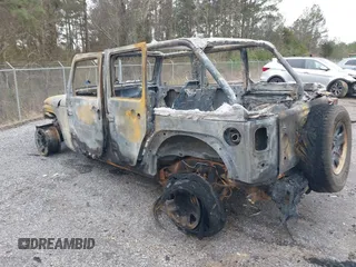 2018 Jeep Wrangler JK Unlimited Sport RHD with VIN 1C4BJWKG9JL897578, listed as a IAAI auction lot 41620718 with 1 mi miles. Bid and sale history available at carsss.com. Image 3.