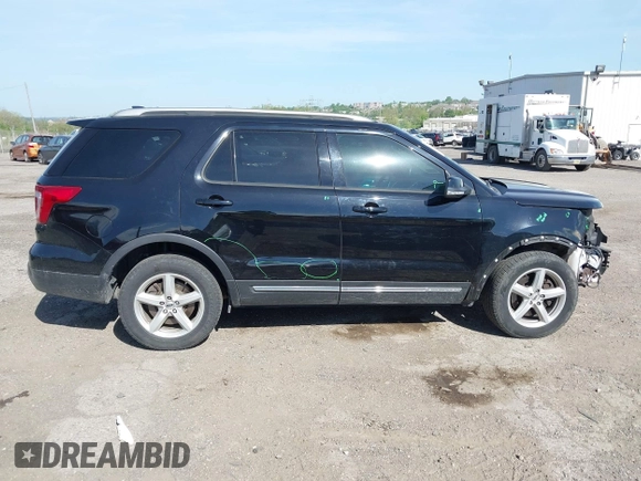 2016 Ford Explorer XLT with VIN 1FM5K8DHXGGD20020, listed as a IAAI auction lot 42128112 with 99,693 mi miles and . Bid and sale history available at carsss.com. Image 14.