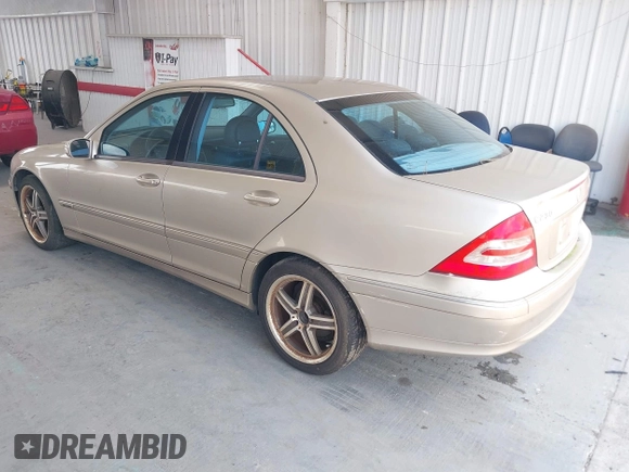 2004 Mercedes-Benz C 230 Kompressor with VIN WDBRF40J94F453797, listed as a IAAI auction lot 42192749 with Not Provided miles and . Bid and sale history available at DreamBid. Image 3.