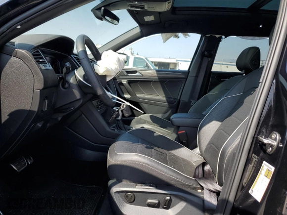 2024 Volkswagen Tiguan SEL R-Line with VIN 3VV4B7AX2RM121866, listed as a Copart auction lot 60169455 with Not provided miles and Salvage title. Bid and sale history available at DreamBid. Image 7.