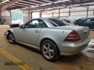 2001 Mercedes-Benz SLK 230/320 with VIN WDBKK65F31F210009, listed as a Copart auction lot 59847695 with 41,252 mi miles and Salvage title. Bid and sale history available at DreamBid. Image 2.