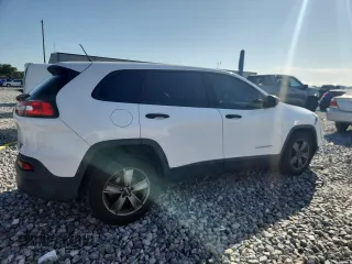 2015 Jeep Cherokee Sport with VIN 1C4PJLAB7FW617091, listed as a Copart auction lot 62167605 with 149,968 mi miles and Salvage title. Bid and sale history available at DreamBid. Image 3.