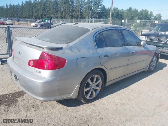 2005 Infiniti G35 Sedan with VIN JNKCV51E65M212082, listed as a IAAI auction lot 39832171 with 1 miles. Bid and sale history available at carsss.com. Image 4.