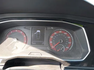 2021 Volkswagen Jetta S z VIN 3VWC57BU0MM093075, wystawiony jako IAAI lot #42067395 z przebiegiem 24 930 mil mil oraz . Historia ofert i sprzedaży dostępna na DreamBid. Obrazek 7.