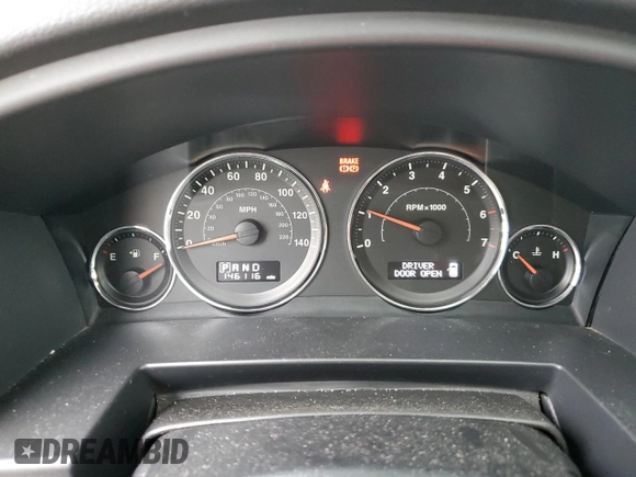 2010 Jeep Commander Sport with VIN 1J4RG4GT7AC113271, listed as a Copart auction lot 54667655 with 146,116 mi miles and Clean title. Bid and sale history available at DreamBid. Image 9.