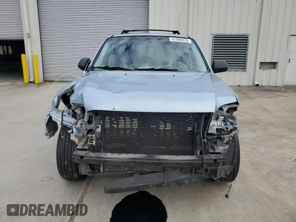 2008 Mercury Mariner with VIN 4M2CU81Z18KJ42798, listed as a Copart auction lot 41996975 with 237,496 mi miles and Salvage title. Bid and sale history available at DreamBid. Image 5.