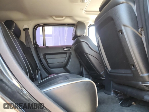 2006 Hummer H3 z VIN 5GTDN136368218428, wystawiony jako Copart lot #57522885 z przebiegiem 156 776 mil mil oraz Tytuł czysty. Historia ofert i sprzedaży dostępna na DreamBid. Obrazek 11.
