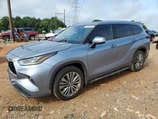 2023 Toyota Highlander L with VIN 5TDKDRBH3PS000635, listed as a Copart auction lot 61023505 with 47,348 mi miles and Salvage title. Bid and sale history available at DreamBid. Image 1.