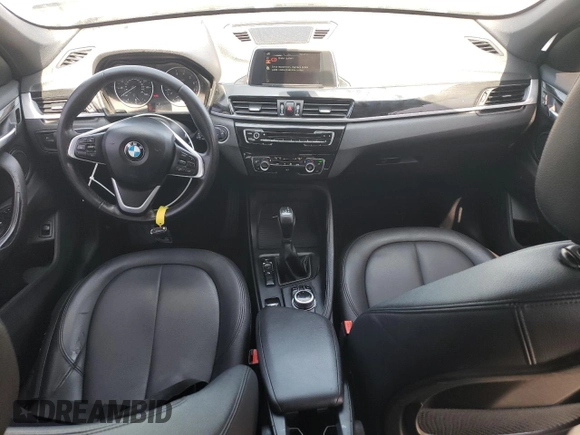 2017 BMW X1 sDrive28i z VIN WBXHU7C34HP924632, wystawiony jako Copart lot #56169005 z przebiegiem 203 811 mil mil oraz Czysty tytuł • Clean title. Historia ofert i sprzedaży dostępna na DreamBid. Obrazek 8.
