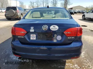 2013 Volkswagen Jetta SE z VIN 3VWDP7AJ7DM311146, wystawiony jako Copart lot #54963425 z przebiegiem 236 277 mil mil oraz Szkoda całkowita • Salvage title. Historia ofert i sprzedaży dostępna na DreamBid. Obrazek 6.
