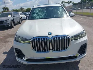2021 BMW X7 xDrive40i with VIN 5UXCW2C03M9F63758, listed as a IAAI auction lot 41708939 with 57,872 mi miles. Bid and sale history available at carsss.com. Image 6.